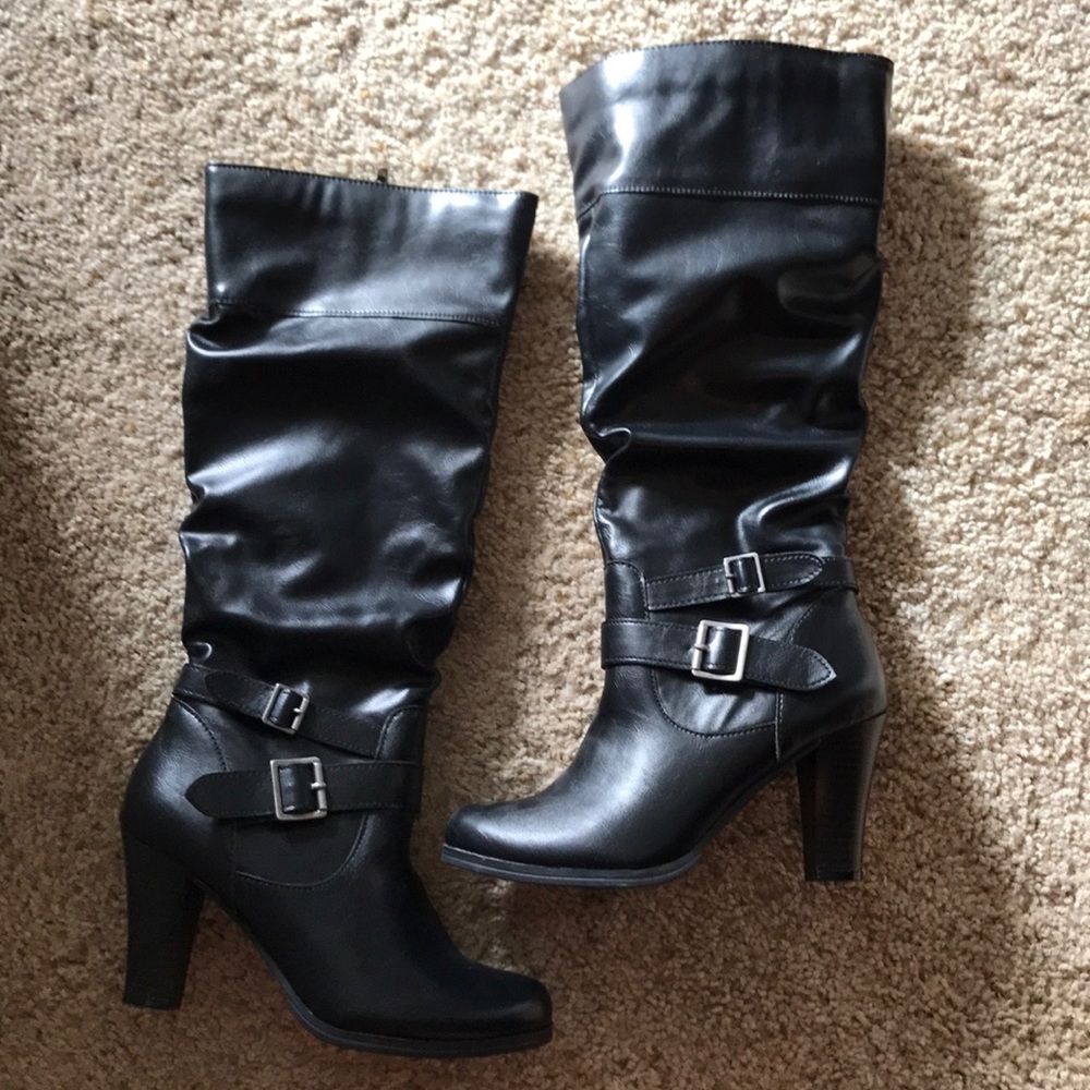 Brand New boot with 2 inch heel - Size 7.5